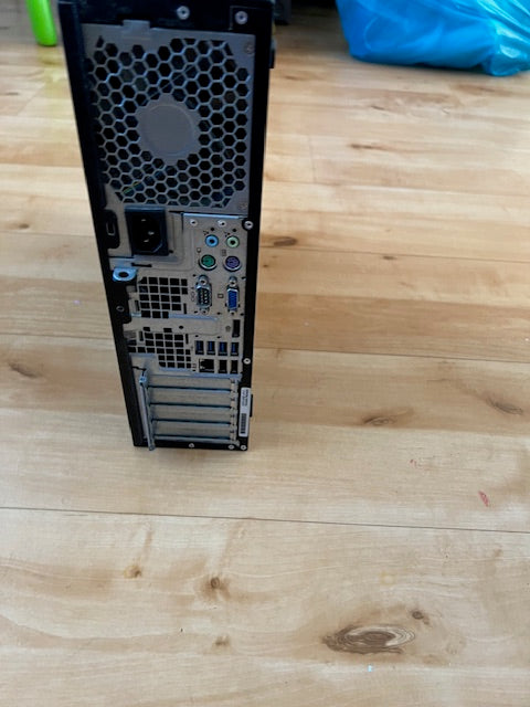 52. HP Compaq 6300 SFF  NO HD